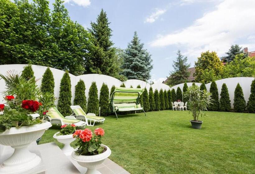 تختخواب و صبحانه Anna Vendégház