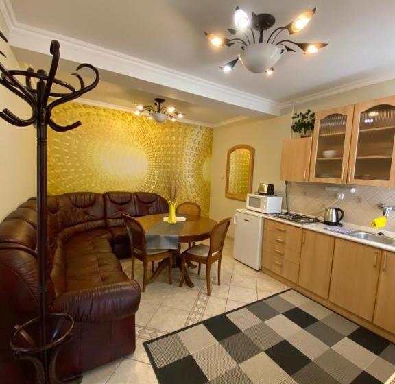 Bed and Breakfast Fehér Hattyú Panzió