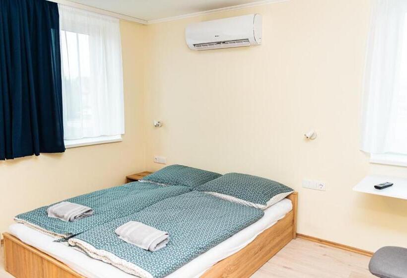 Bed & Breakfast Randevú Panzió