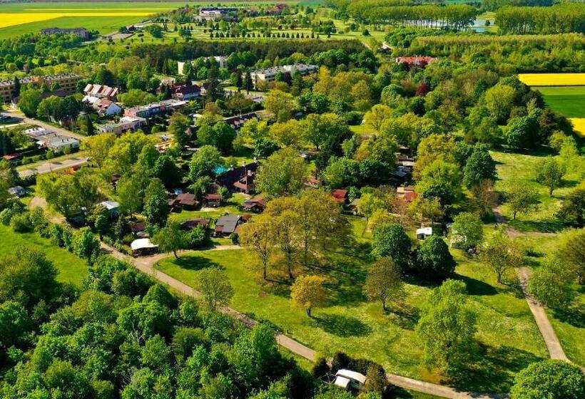 مبيت وإفطار Romantik Camping és Panzió