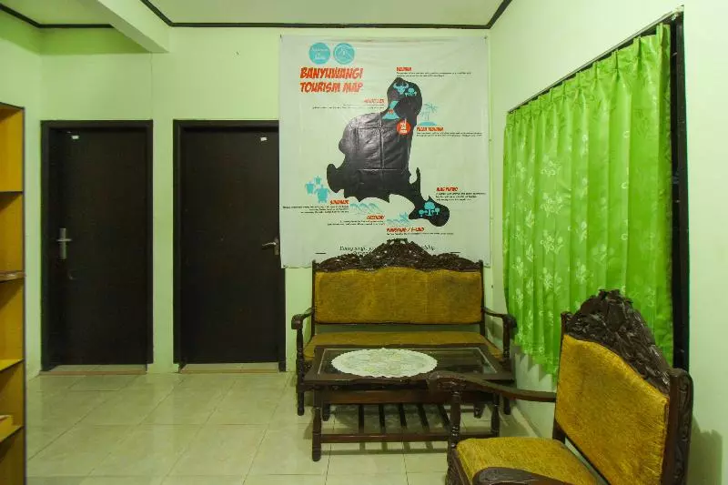 تختخواب و صبحانه Spot On 1842 Cevilla Bnb Residence Syariah