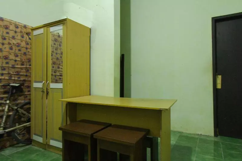 تختخواب و صبحانه Spot On 1842 Cevilla Bnb Residence Syariah