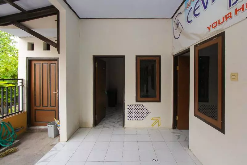 تختخواب و صبحانه Spot On 1842 Cevilla Bnb Residence Syariah