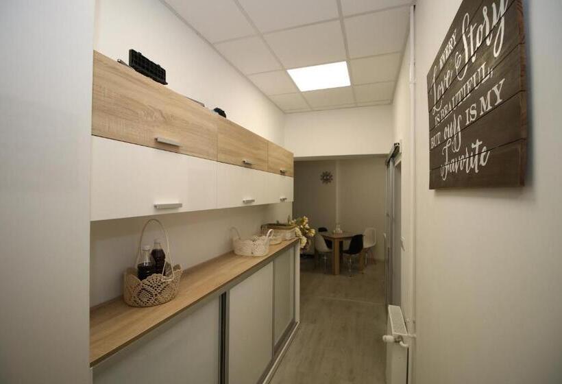 ベッドアンドブレックファースト Székelykert Panzió