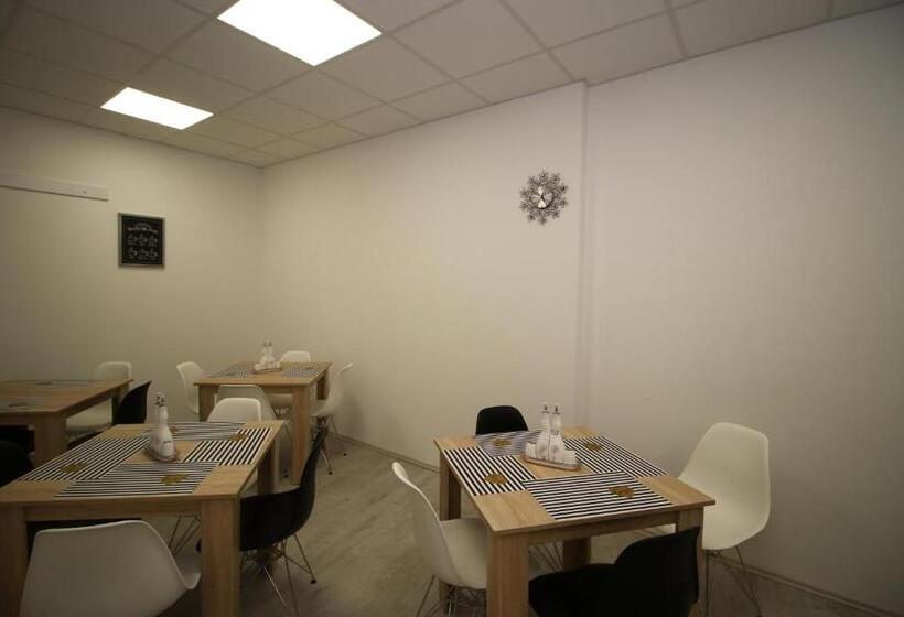 ベッドアンドブレックファースト Székelykert Panzió