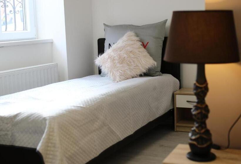 ベッドアンドブレックファースト Székelykert Panzió