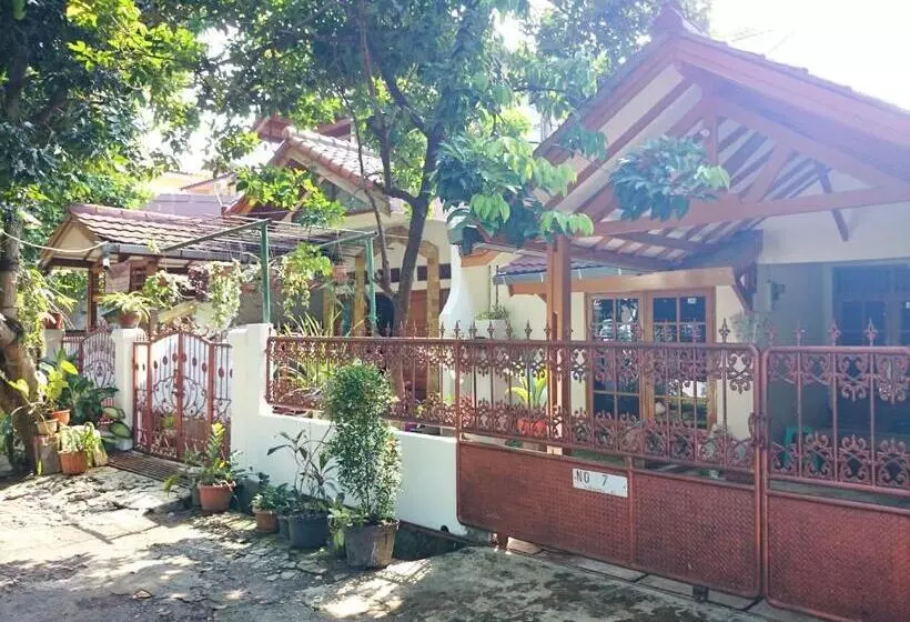 Hostel Bogor
