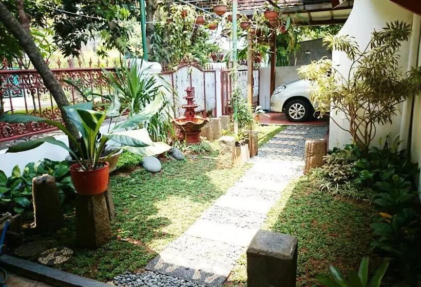 Hostel Bogor