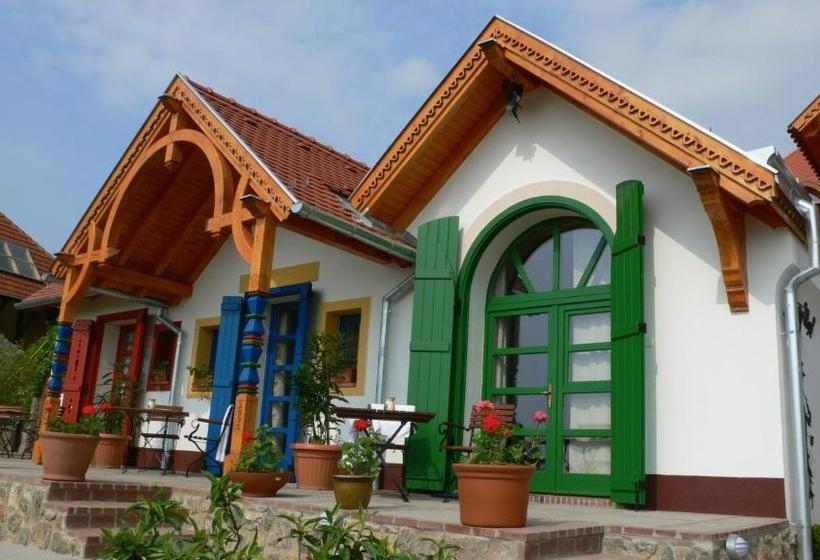 Отель Bagolyvár Panzió