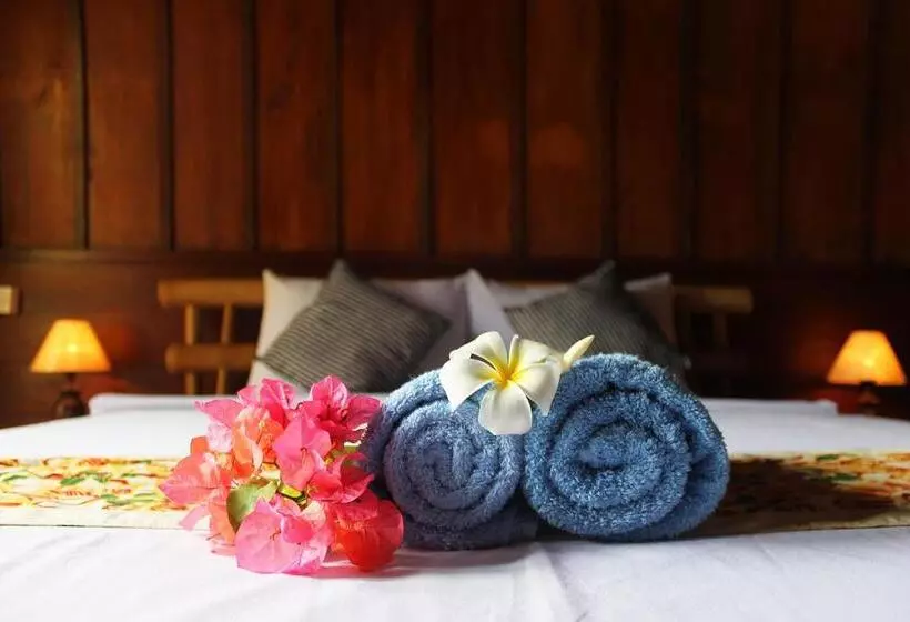ホテル Balakosa Gili Meno Bungalow