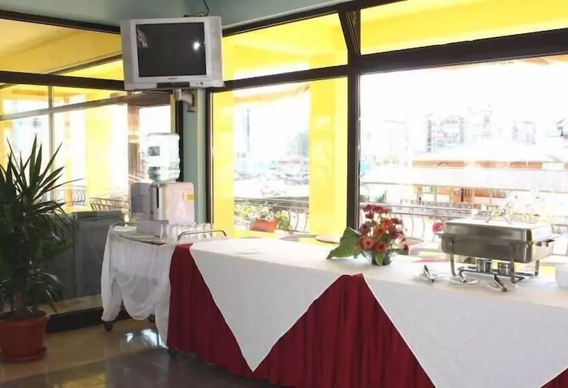 Hotel Grand