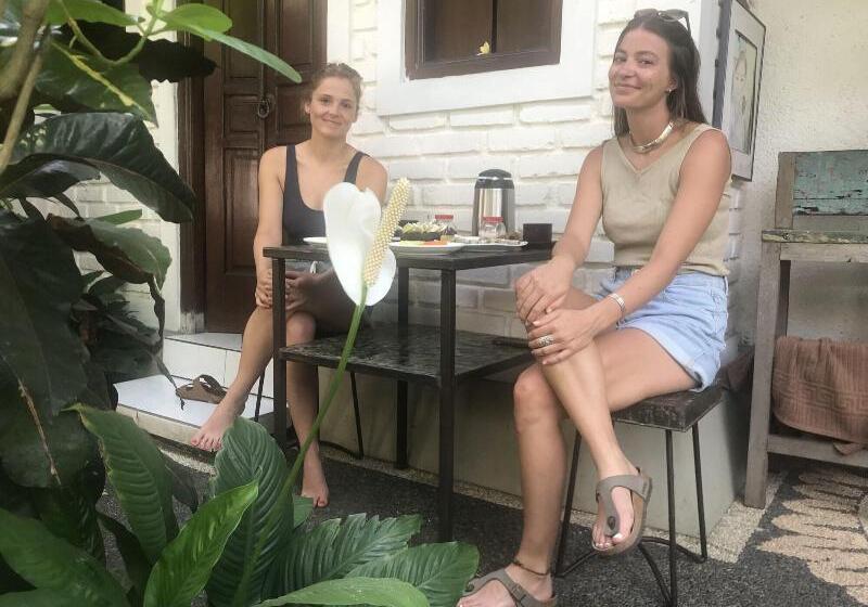 فندق Gusti Homestay Bali