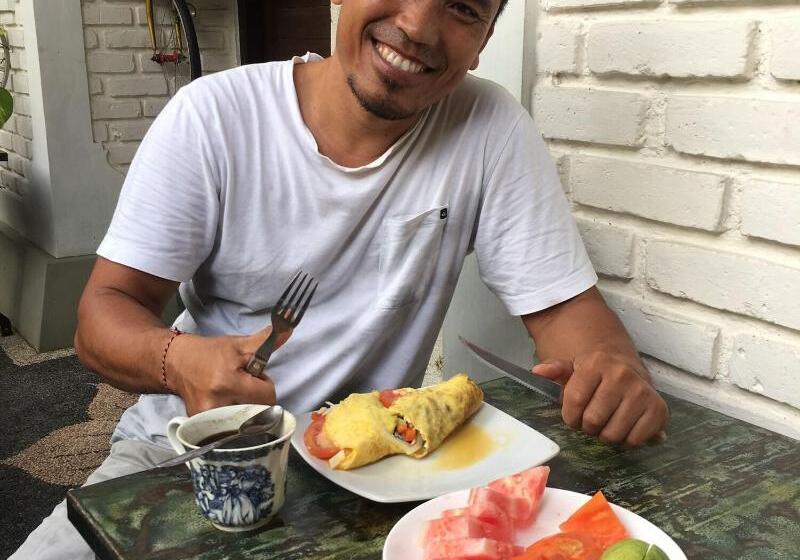 فندق Gusti Homestay Bali