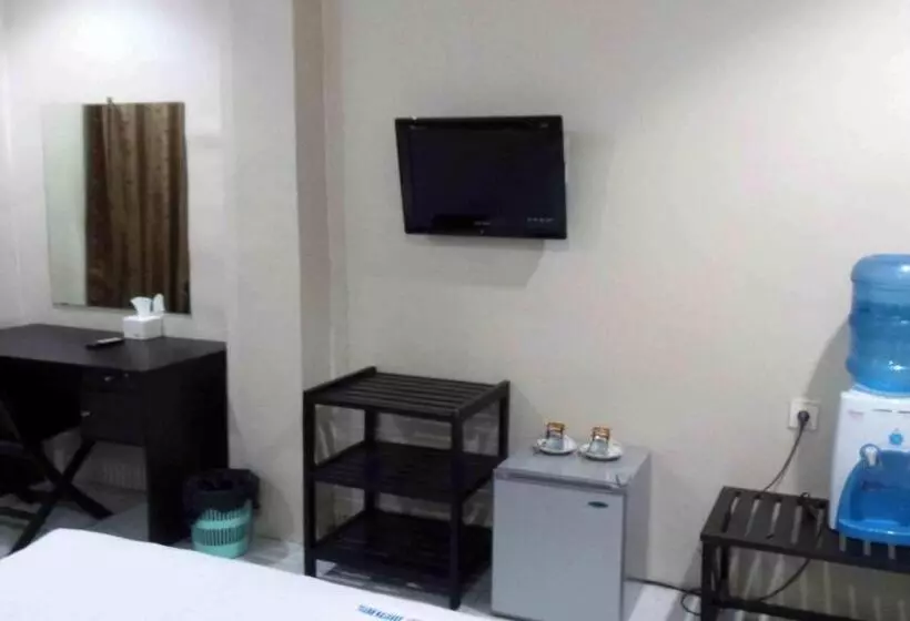 Hotelli Karaton Luwuk