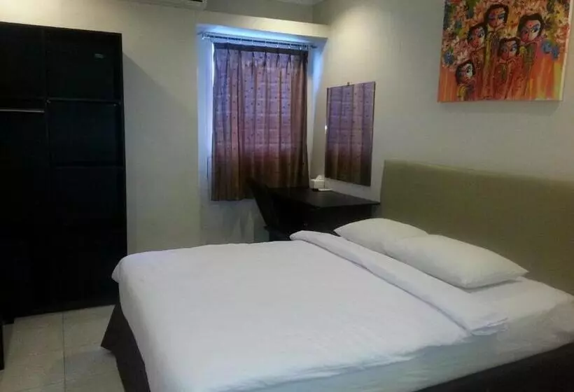 Hotelli Karaton Luwuk