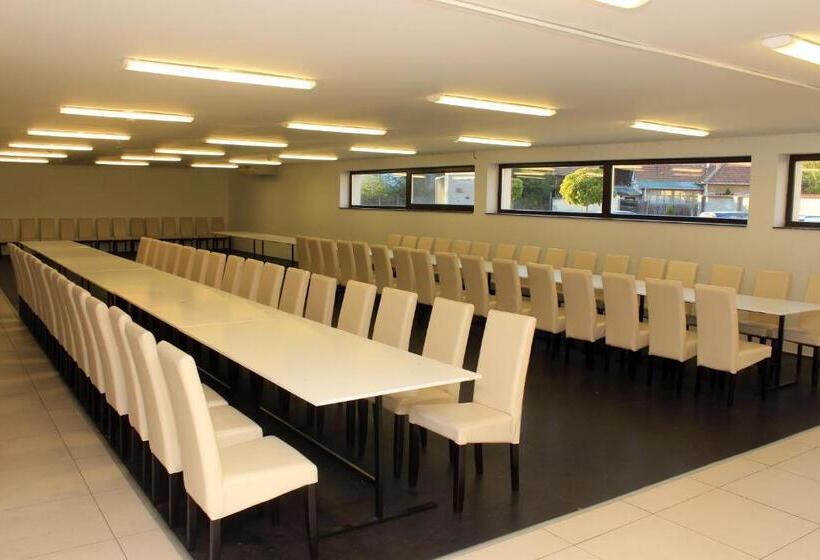 Hotel Median Hajdúnánás