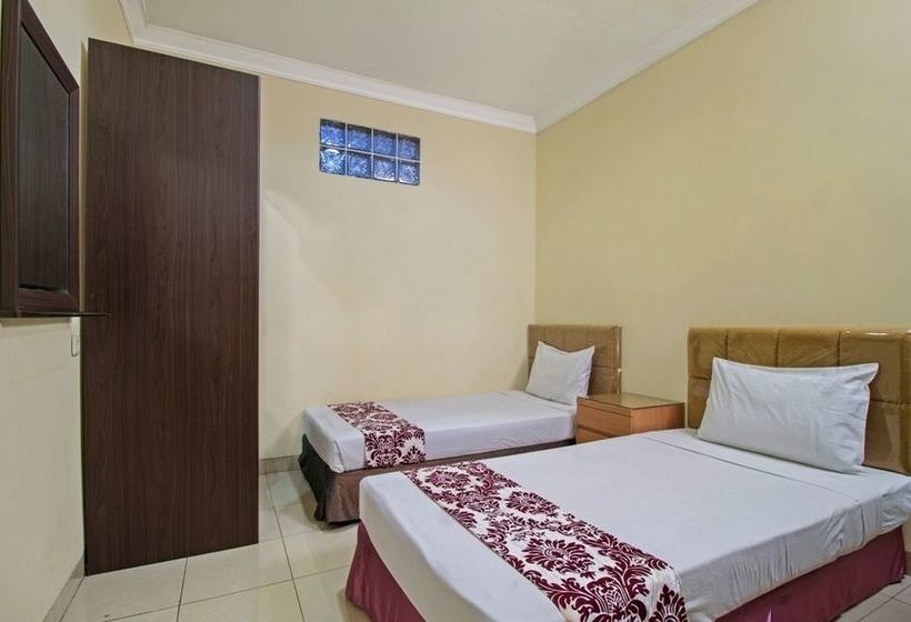 בית מלון כפרי Reddoorz Budget @ Karet Setiabudi