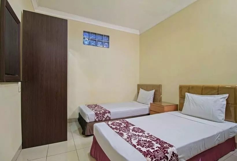 ホテル Reddoorz Budget @ Karet Setiabudi