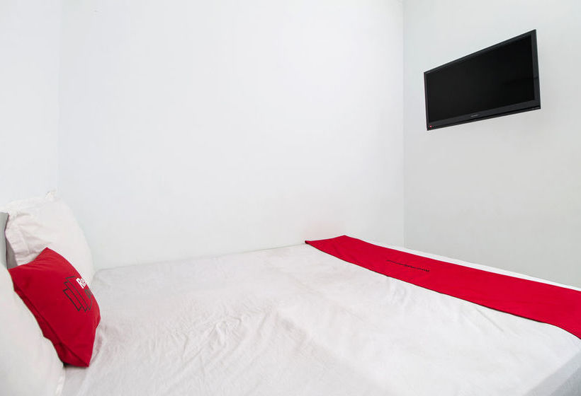 فندق Reddoorz @ Tebet Utara