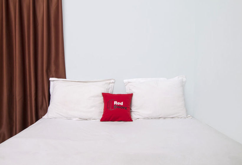 فندق Reddoorz @ Tebet Utara