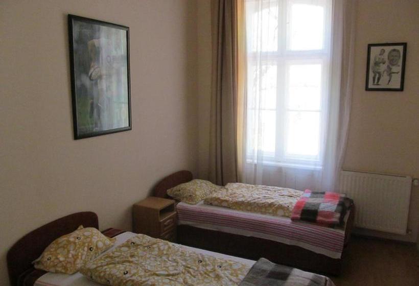 酒店 Rugby Club Hostel