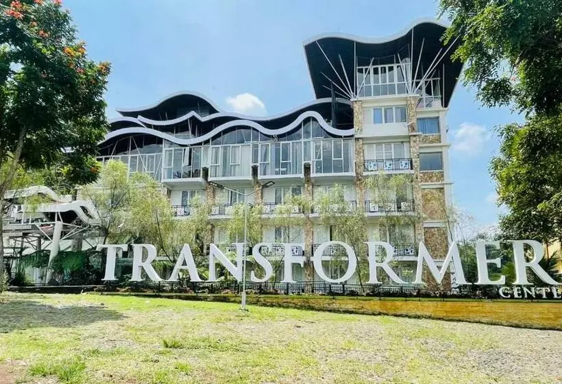 Hotelli Transformer Center