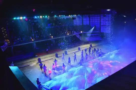 Hotel Transformer Center