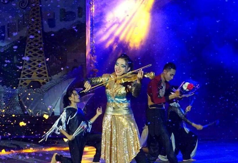 Hotel Transformer Center