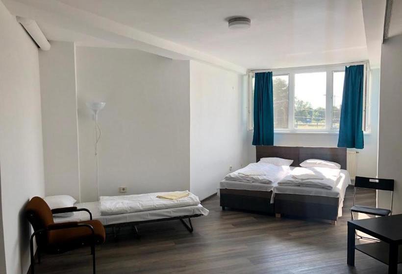 Отель Villa Bea Panzió