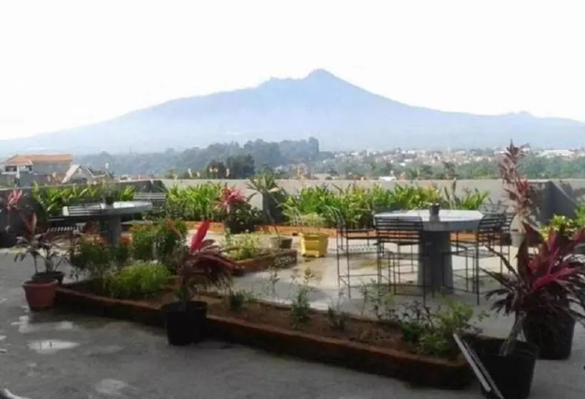 Hotel Zuzu Sumeru
