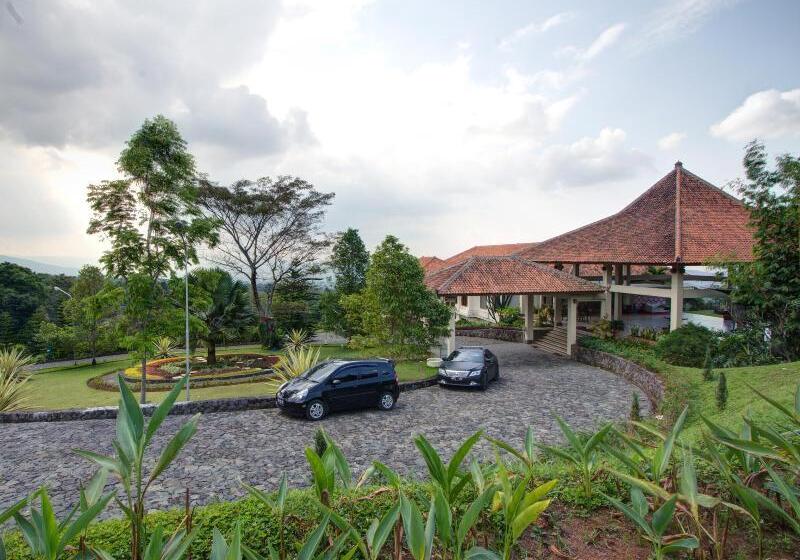 Lomakeskus D Emmerick Salib Putih Hotel Salatiga