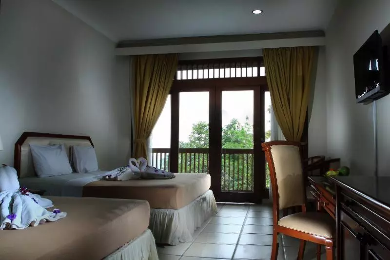 Lomakeskus D Emmerick Salib Putih Hotel Salatiga