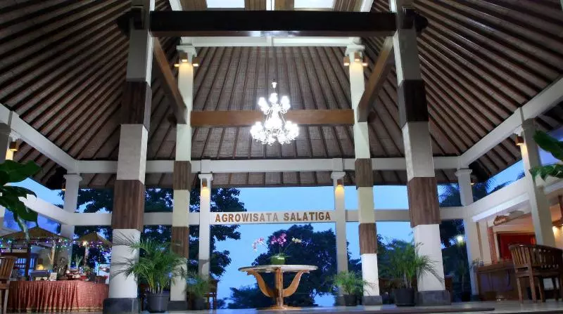 Lomakeskus D Emmerick Salib Putih Hotel Salatiga
