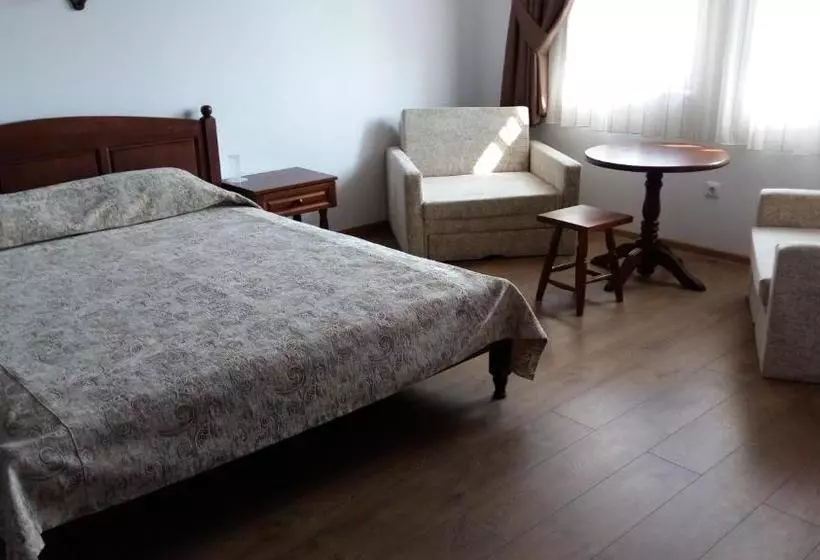 استراحتگاه Stara Pliska Complex