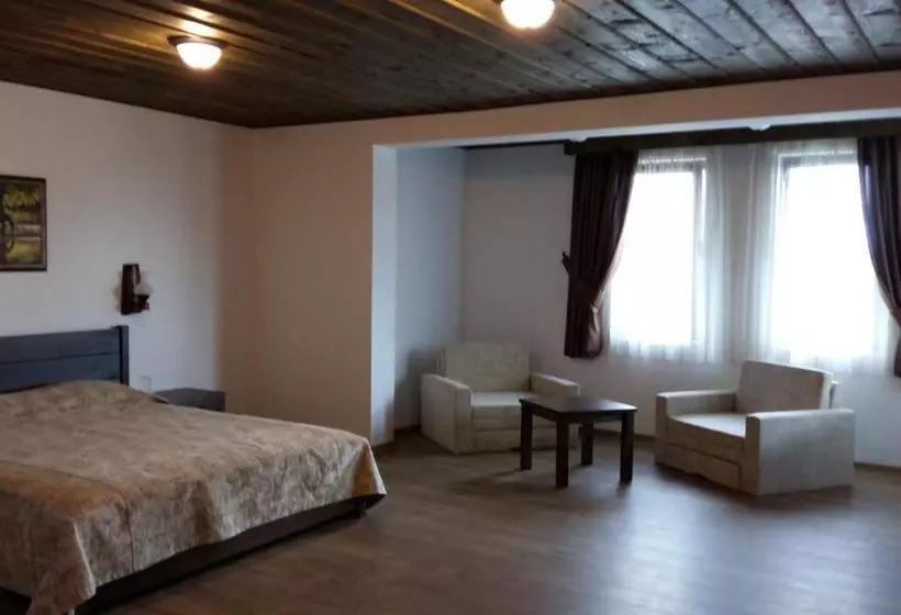 استراحتگاه Stara Pliska Complex