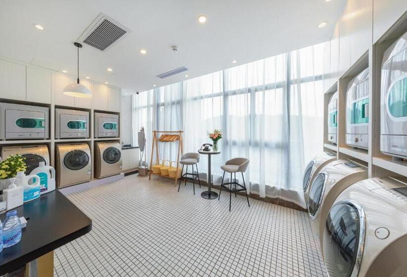 Atour S Hotel Zhuhai Gongbei Port Netease Selected