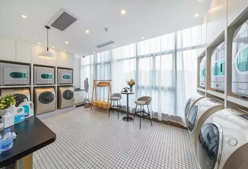 Atour S Hotel Zhuhai Gongbei Port Netease Selected