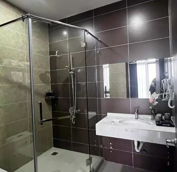 Golden Joy Hotel & Apartment