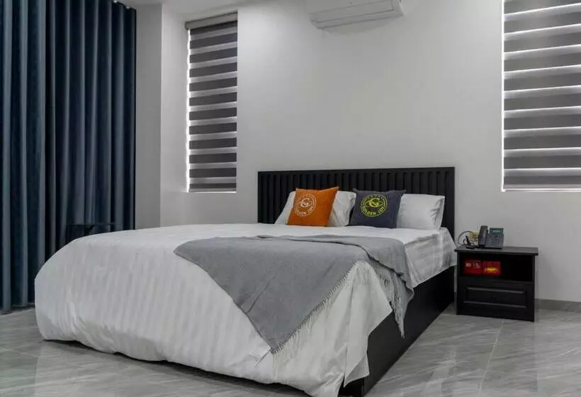 Golden Joy Hotel & Apartment