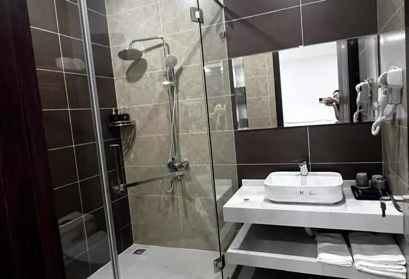 Golden Joy Hotel & Apartment