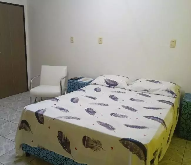 هتل کپسول El Viajero Hostel & Suítes 11