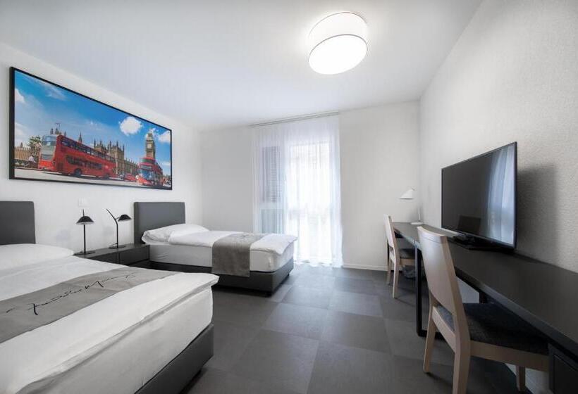 Hotel The Freddie Mercury