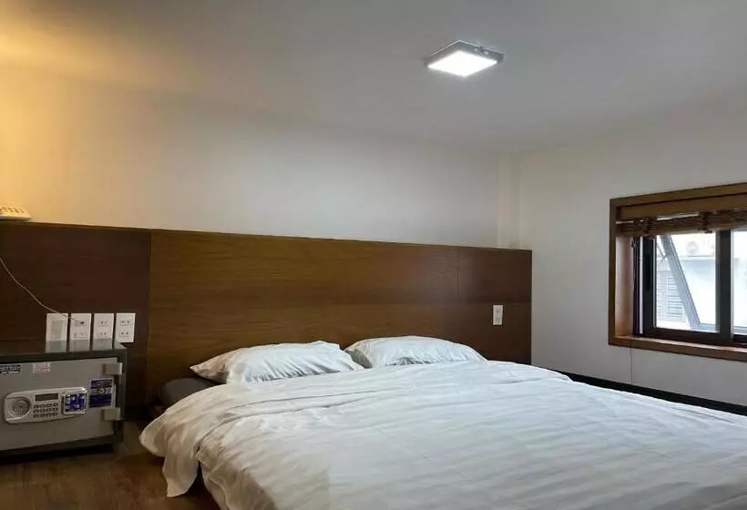 Ken Hotel & Apartment