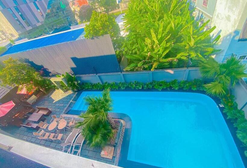 Ken Hotel & Apartment