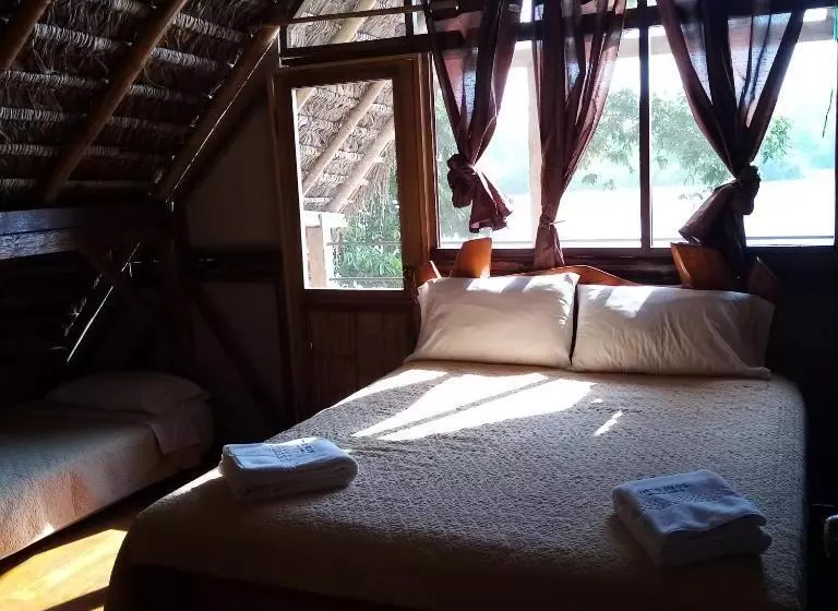 Retkeilymaja River Spot Lodge