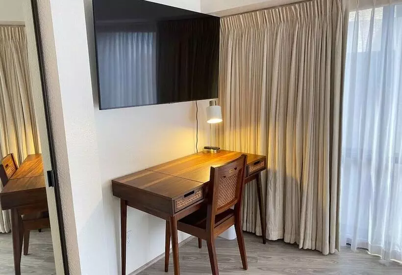 Bishop Suites At Executive Centre