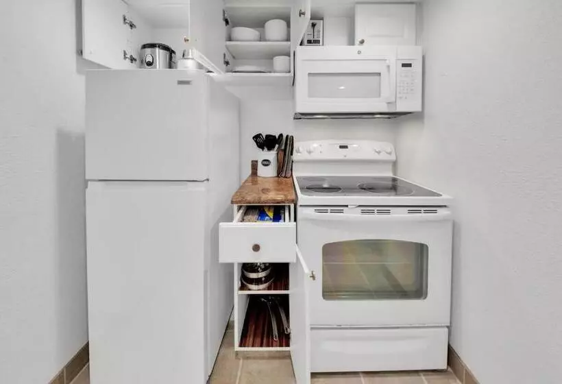 Bishop Suites At Executive Centre