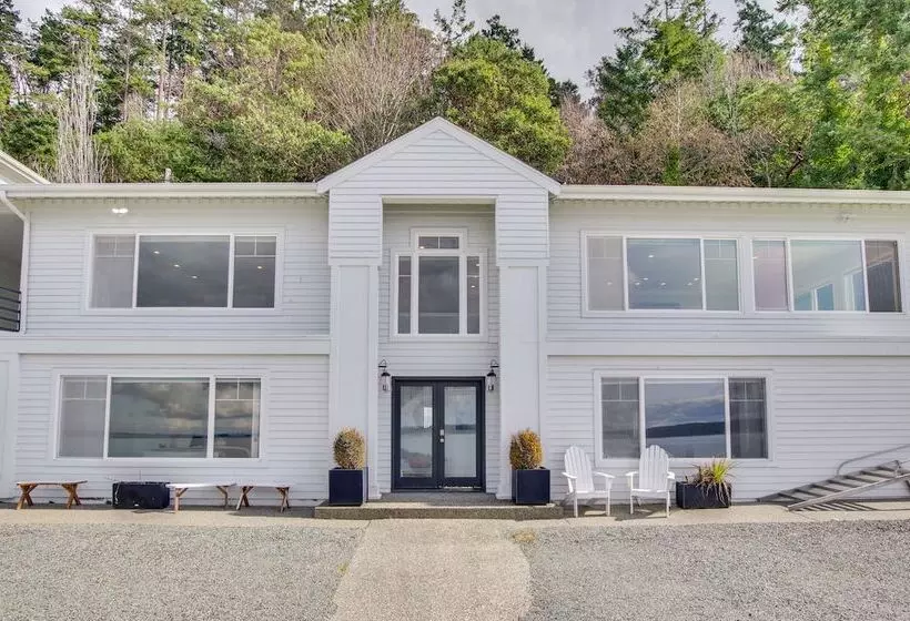 Bright Camano Home ~ 4 Mi To Cama Beach State Park