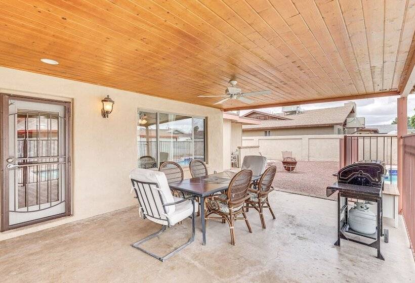 Charming Home W/ Pool   Near Mesa Arts Center!