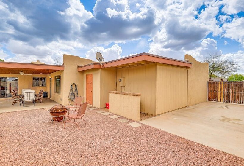 Charming Home W/ Pool   Near Mesa Arts Center!